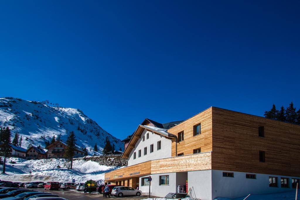 Joschi Sporthaus Hotel 4*